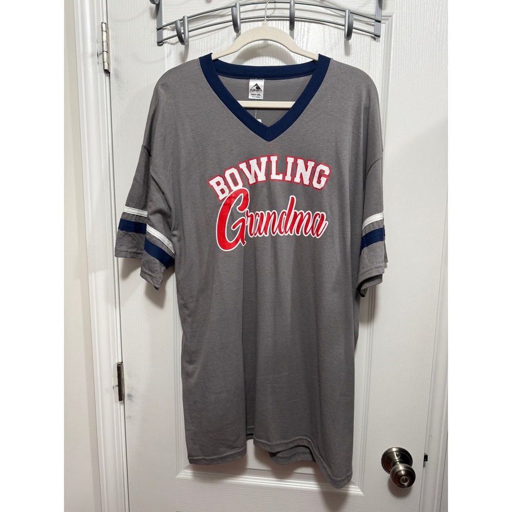 Custom Bowling Grandma Graphic T-Shirt‎ Gray Women's Size 2X NWT New